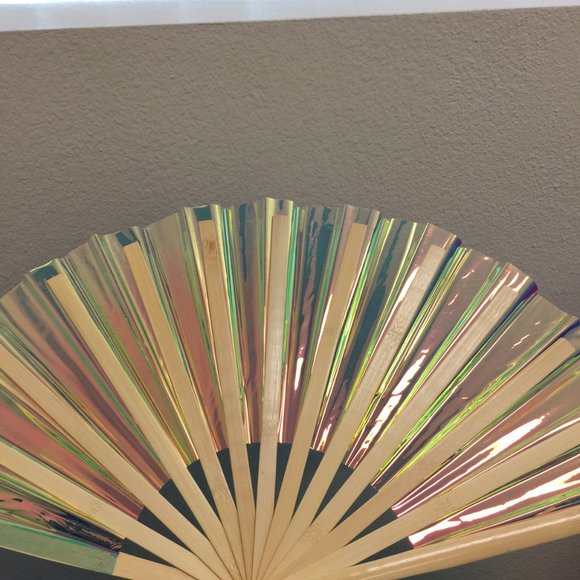 PRE-LOVED LASR - Liquid Shockwave Iridescent Fluid Rave Fan- MISC019 - Picture 5 of 7